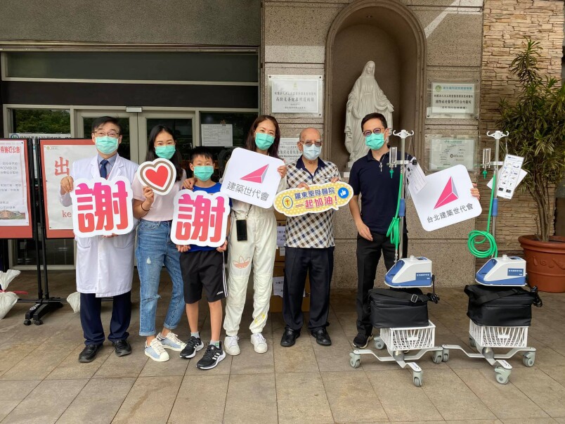 周子瑜捐50台PAPR呼吸防護器給醫護!賈永婕曝「這是她的生日願望」,神隊友名單還包括林依晨、許瑋甯